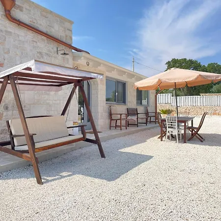Holiday home Da Nonno Nicola *